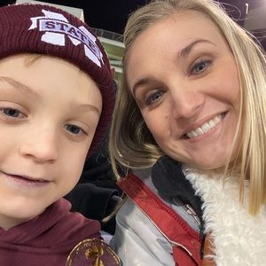 Meet your Posher, Carrie ann